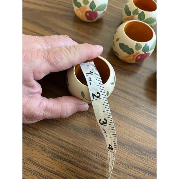 Set of six hand painted napkin rings with fruit - Picture 6 of 7